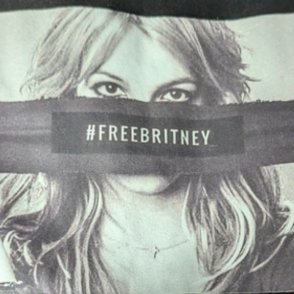 FREE BRITNEY Black Graphic Sweatshirt Sooo Soft Large Spears - Picture 1 of 4